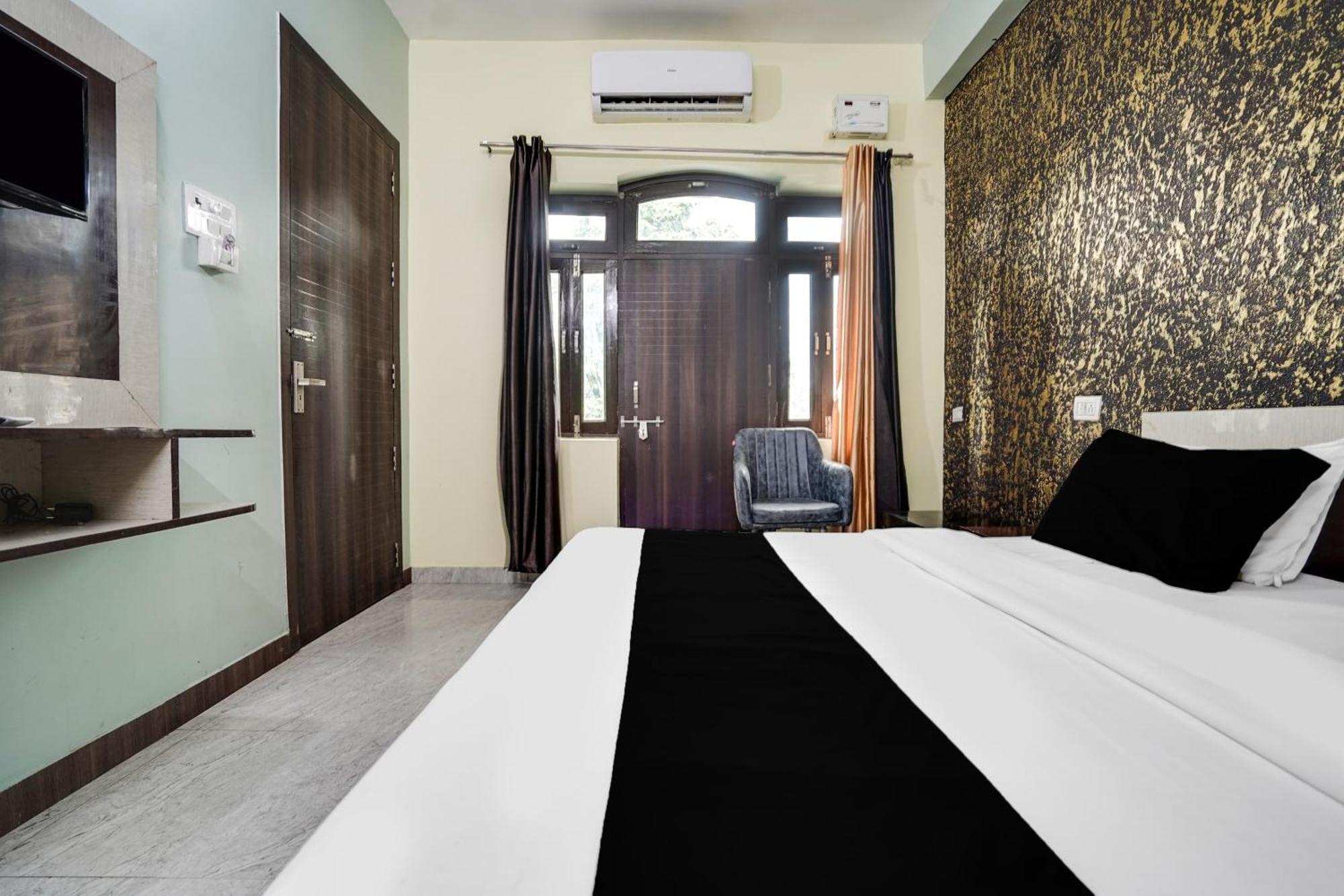 Super Collection O Rajapur Circuit House Ξενοδοχείο Αλλαχαμπάντ Εξωτερικό φωτογραφία